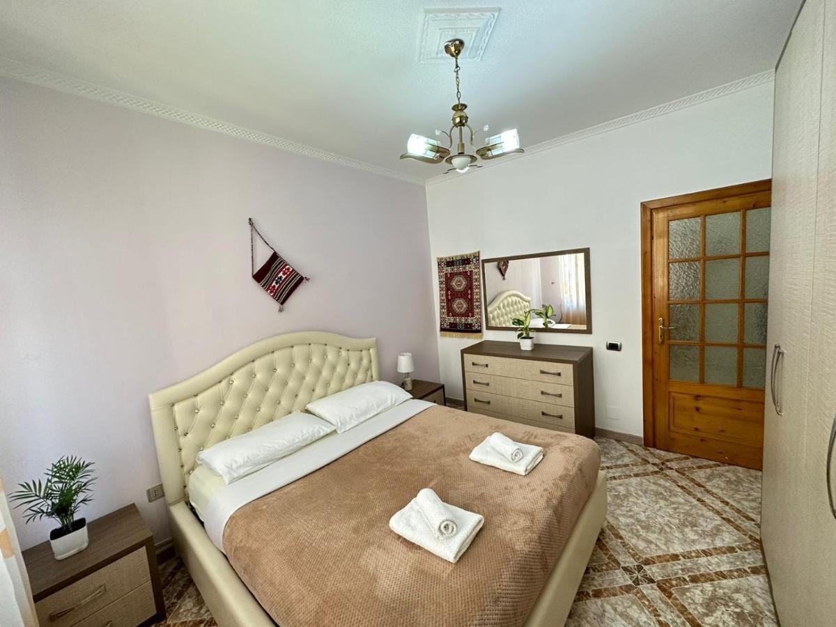 Vlorë Trea Accomodations - 2 Bedrooms - Riviera With Private Parking מראה חיצוני תמונה
